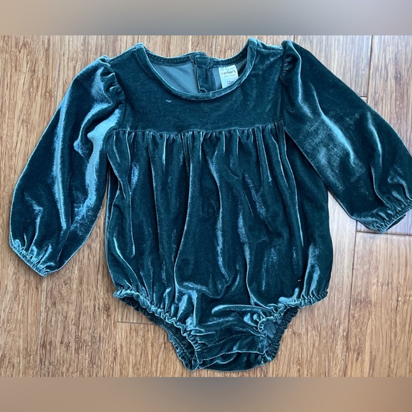 Carter's Other - Carter's Just One You Baby Girls' Romper Green Velvet size 12m Christmas. 1421